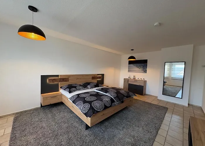 Modernes Serviced - Franken Idyll *